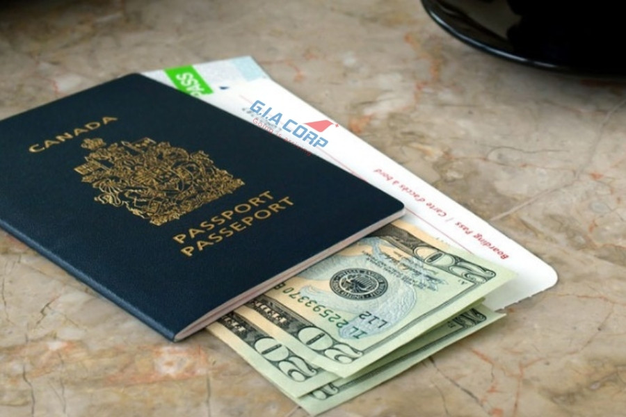 Chi phí làm hồ sơ định cư Canada năm 2026 dao động khoảng 150 – 250 triệu VNĐ (3.000-10.000 CAD)